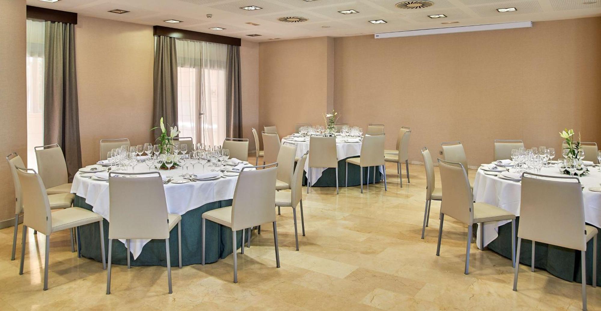 NH Alicante Exterior foto