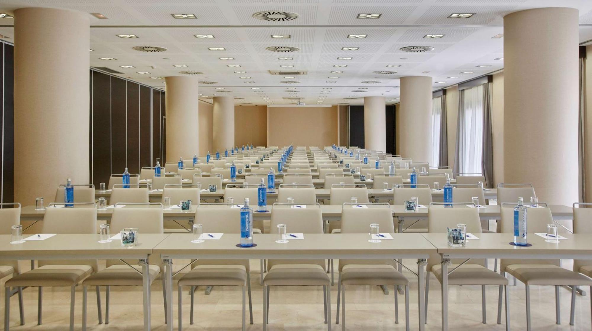 NH Alicante Exterior foto