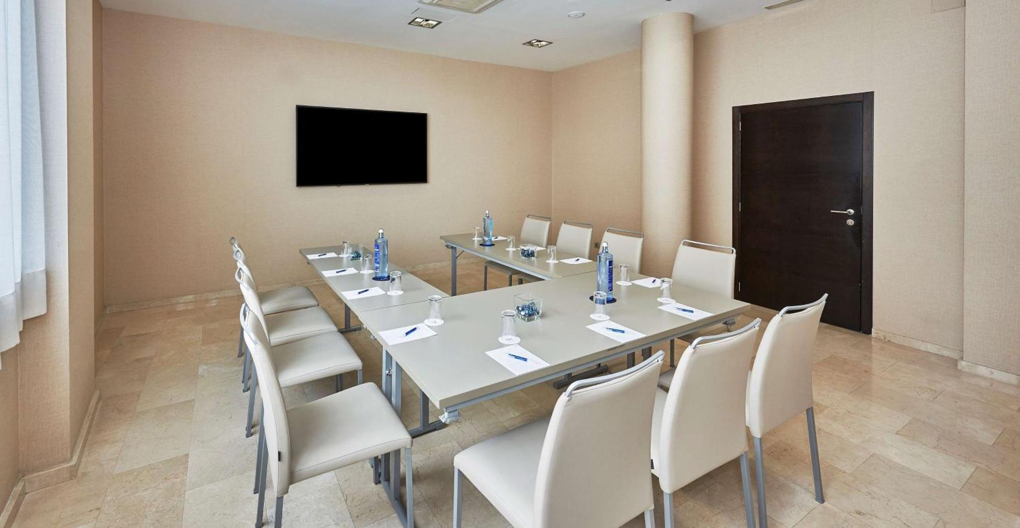 NH Alicante Exterior foto