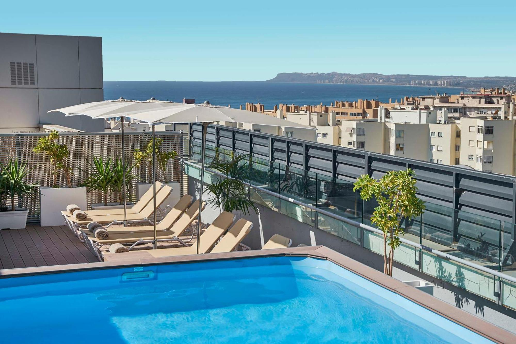 NH Alicante Exterior foto