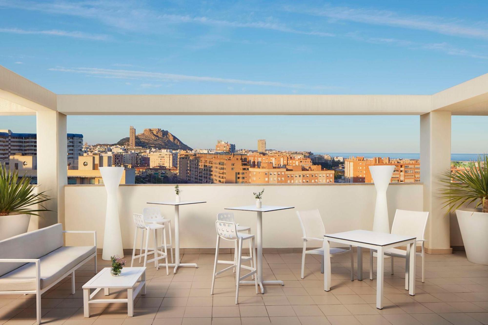 NH Alicante Exterior foto